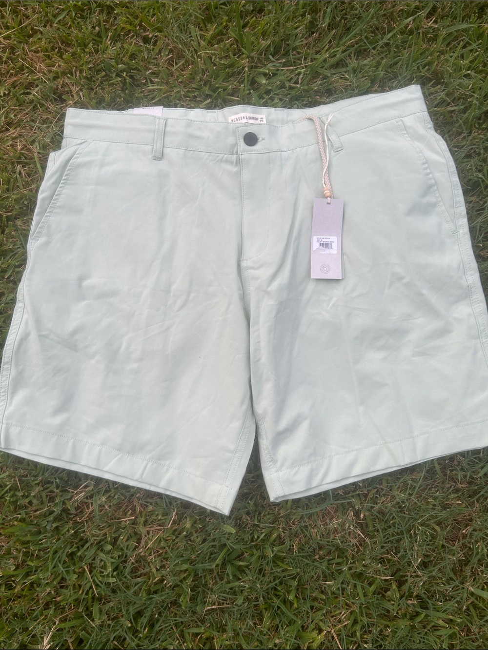 Men’s HUDSON & BARROW Shorts in Light Sage